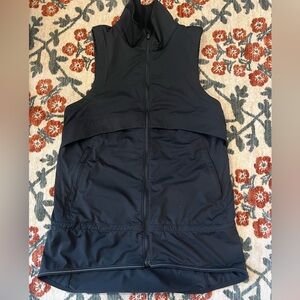 Lululemon Kicking Asphalt Vest in black